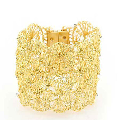Bracelete de Crochê Escamas Max Dourado