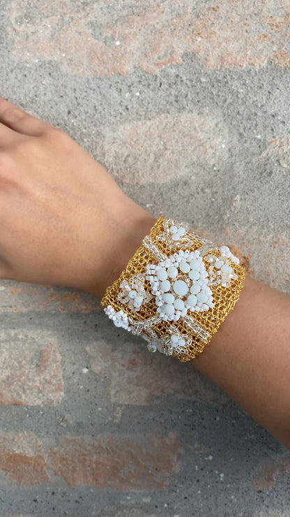 Bracelete de Crochê Bordado Off White