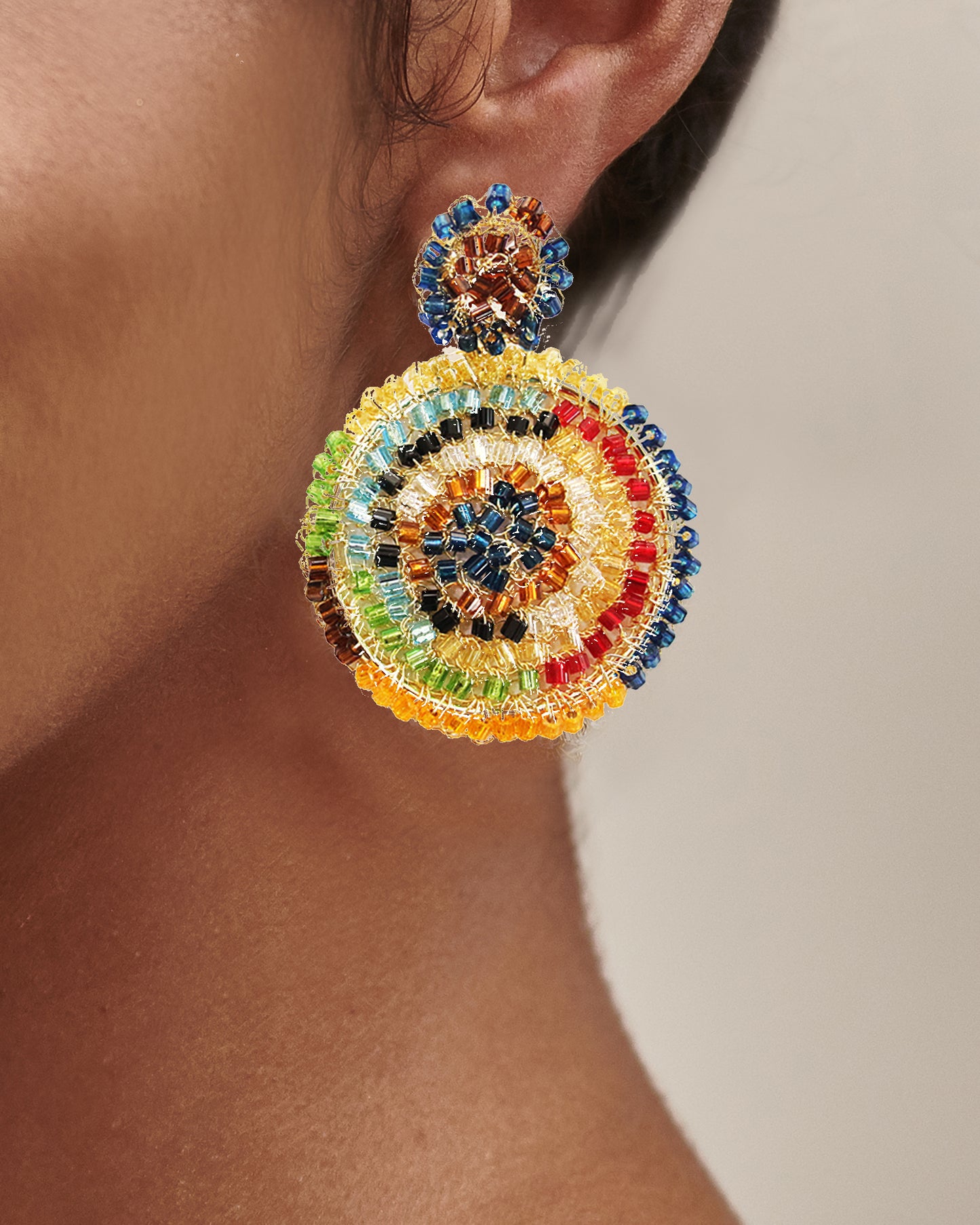 Brinco de Crochê Mandala Média Colorida