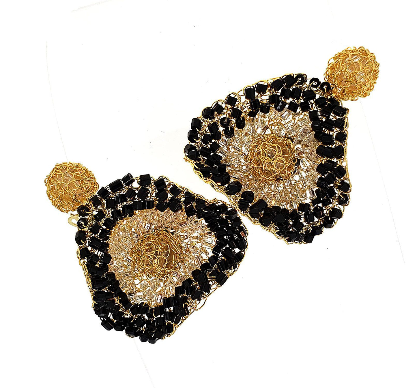 Brinco de Crochê Flor de Jabot Pequeno
