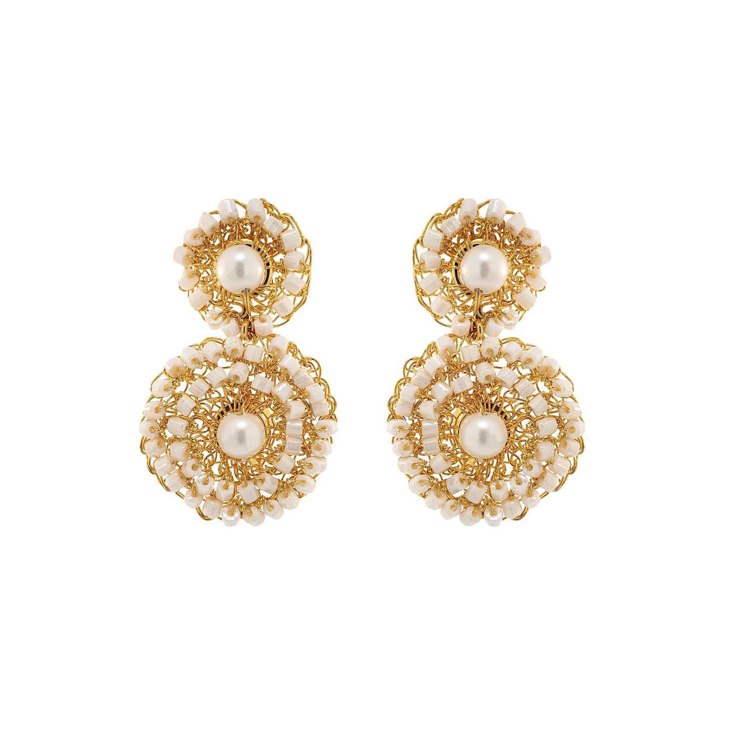 Brinco de Crochê Mini Peróla Dourado Essence