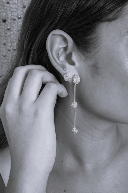 Brinco de Crochê Esferas Luxury Palladium