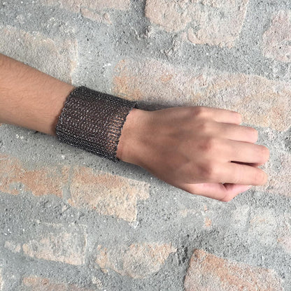 Bracelete de Crochê Ônix
