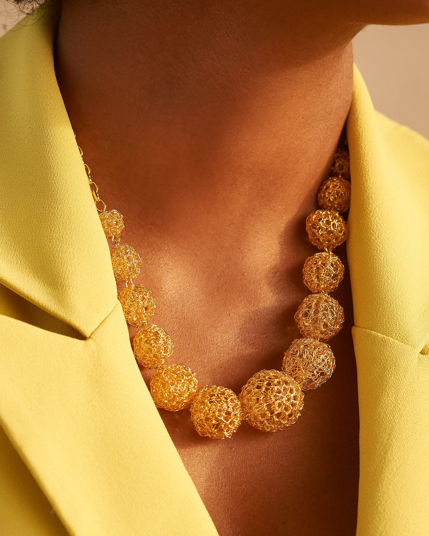 Colar de Crochê Dourado Delux