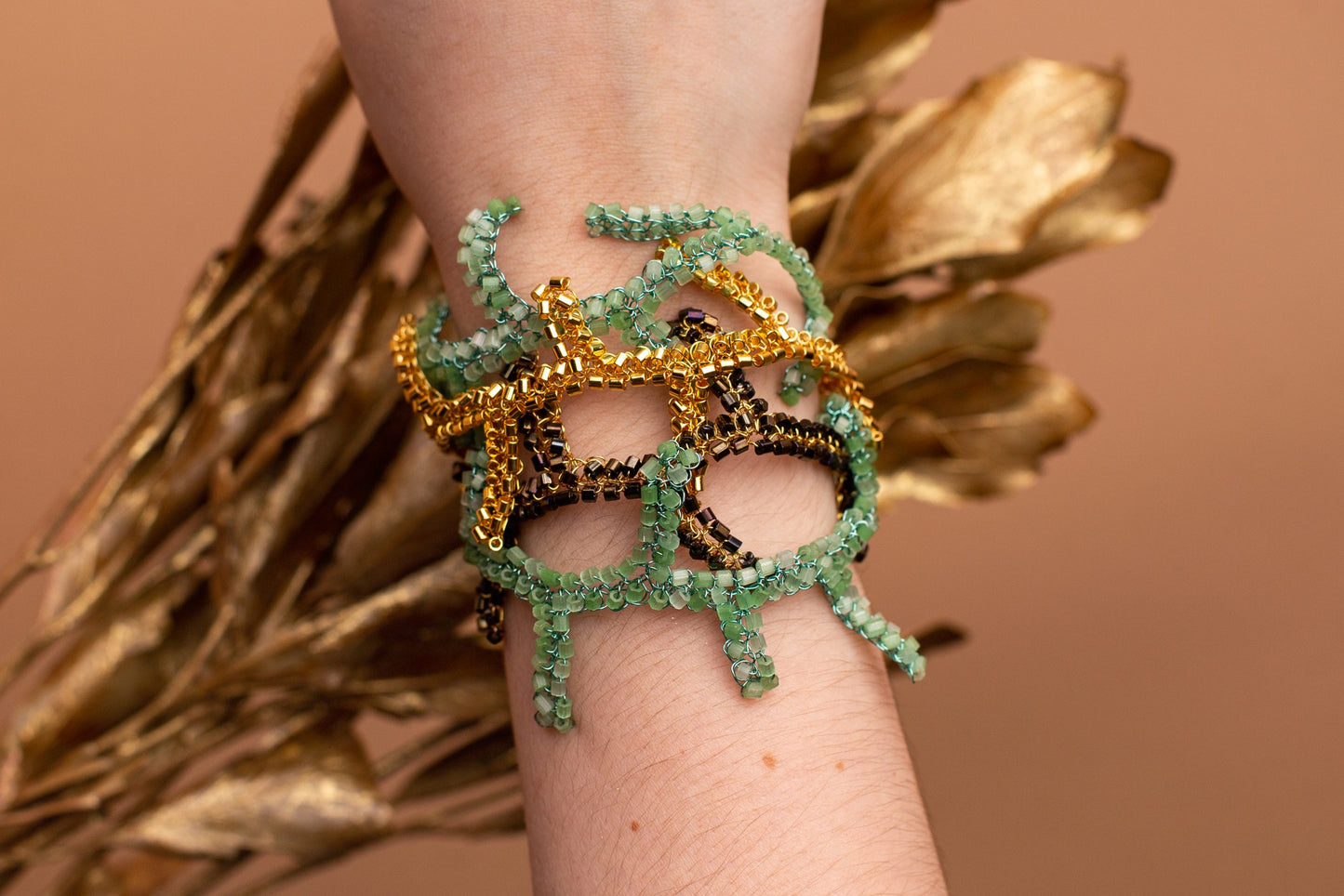 Bracelete de Crochê Raízes Savage