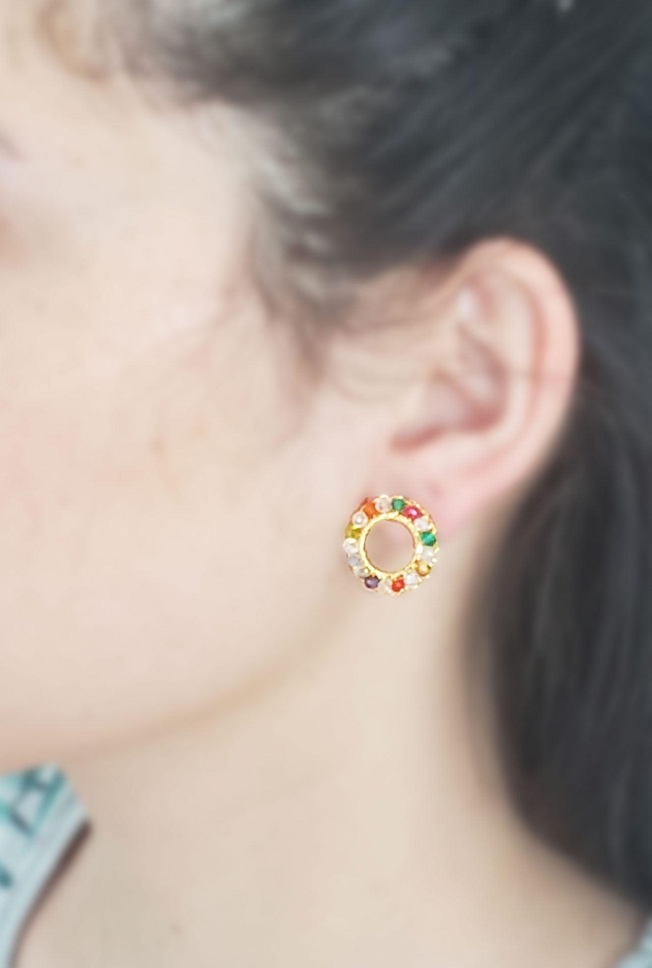 Brinco de Crochê Mini Esfera Colorido