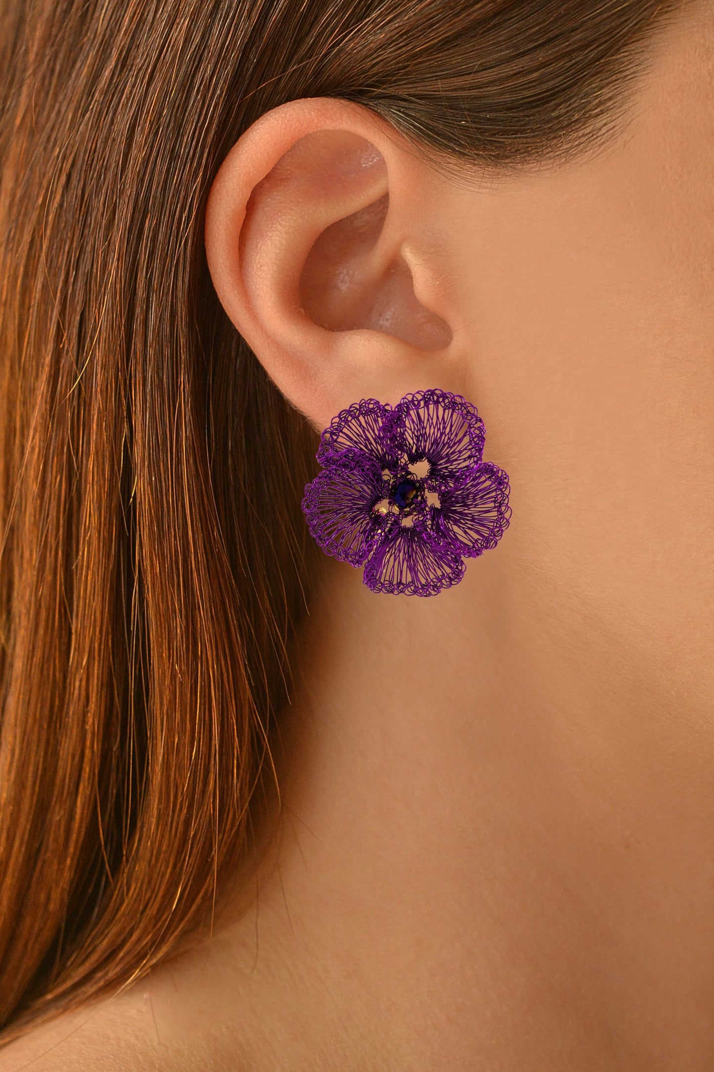 Brinco de Crochê Flor Lisa Amazon