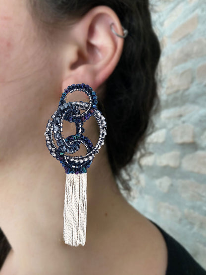 Brinco de Crochê Multi Elos Franja Azul