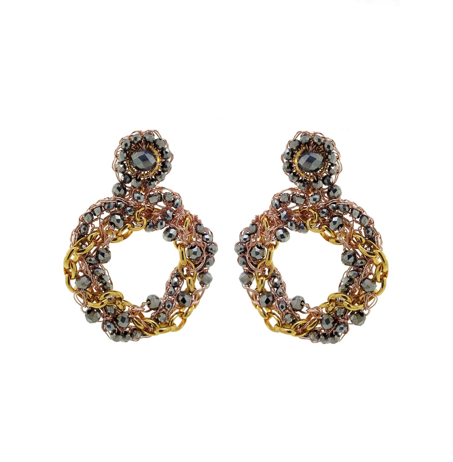 Brinco de Crochê Argola Correntes do Amor Entrelaçados Pérola