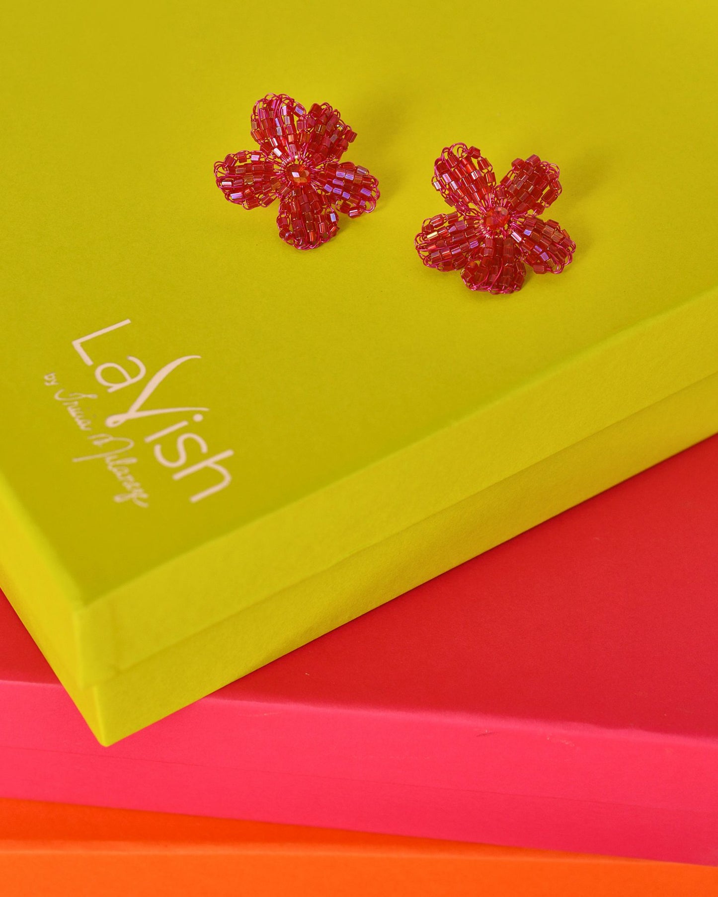 Brinco de Crochê Flor Rosa Neon Vibes
