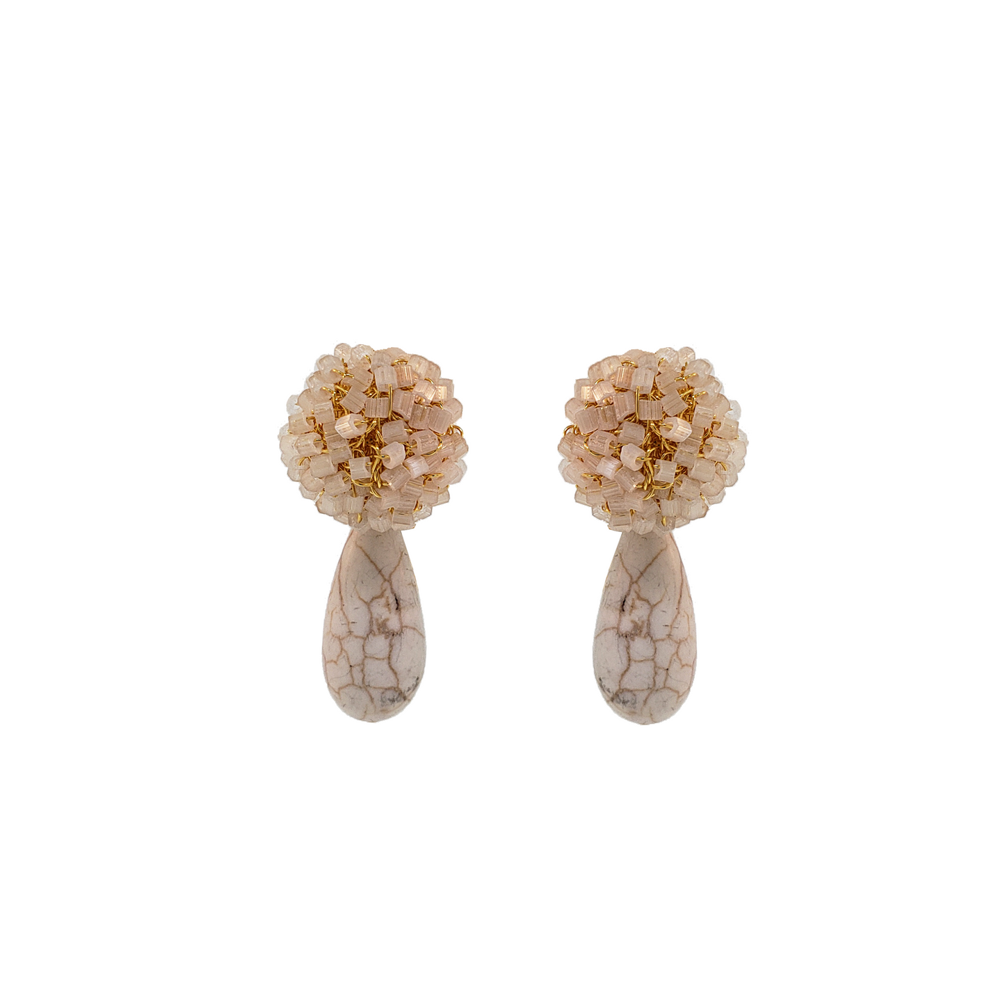 Brinco de Crochê Cristais Dourado Pêndulo Savage