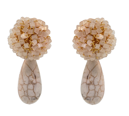 Brinco de Crochê Cristais Dourado Pêndulo Savage