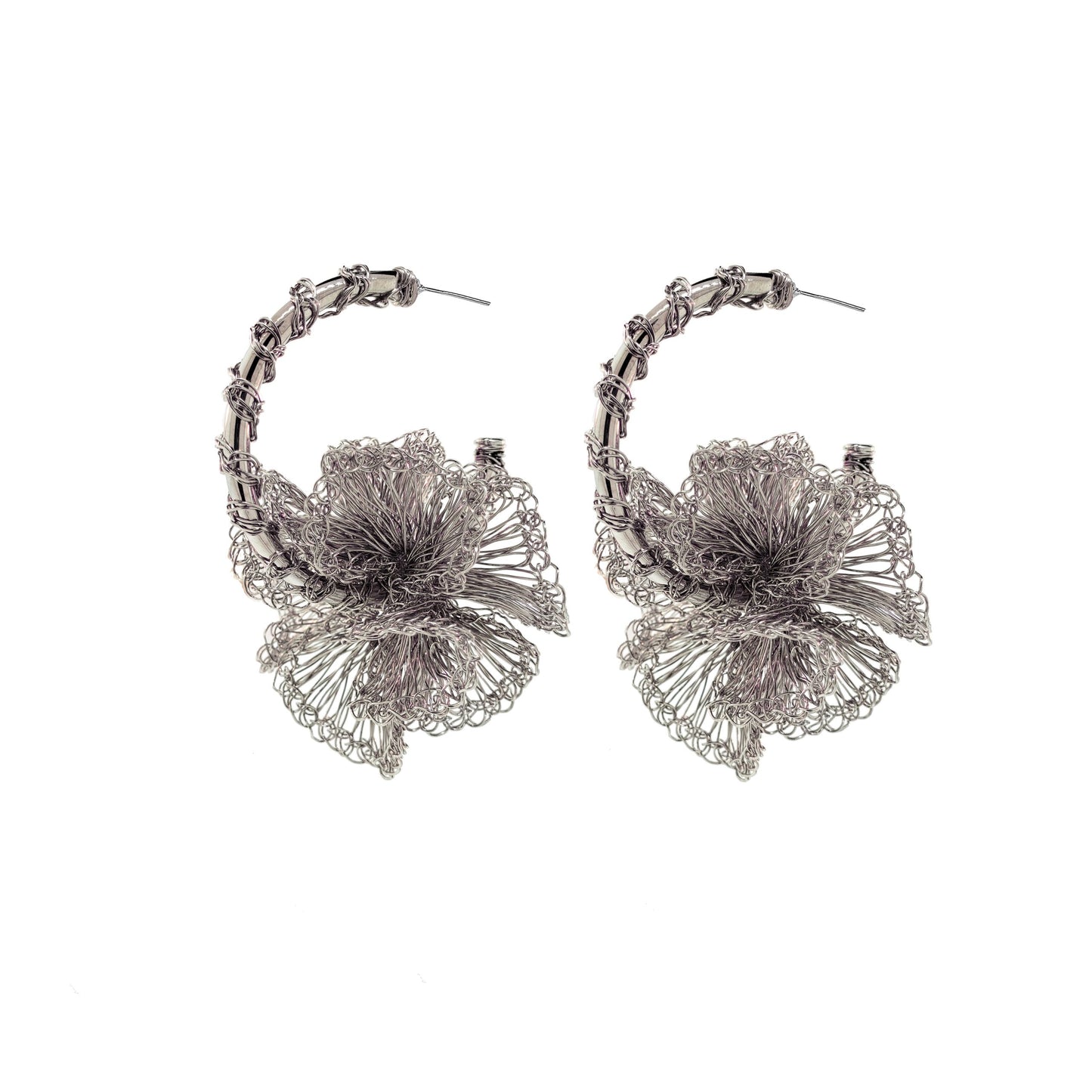 Brinco de Crochê Argola Flor Palladium