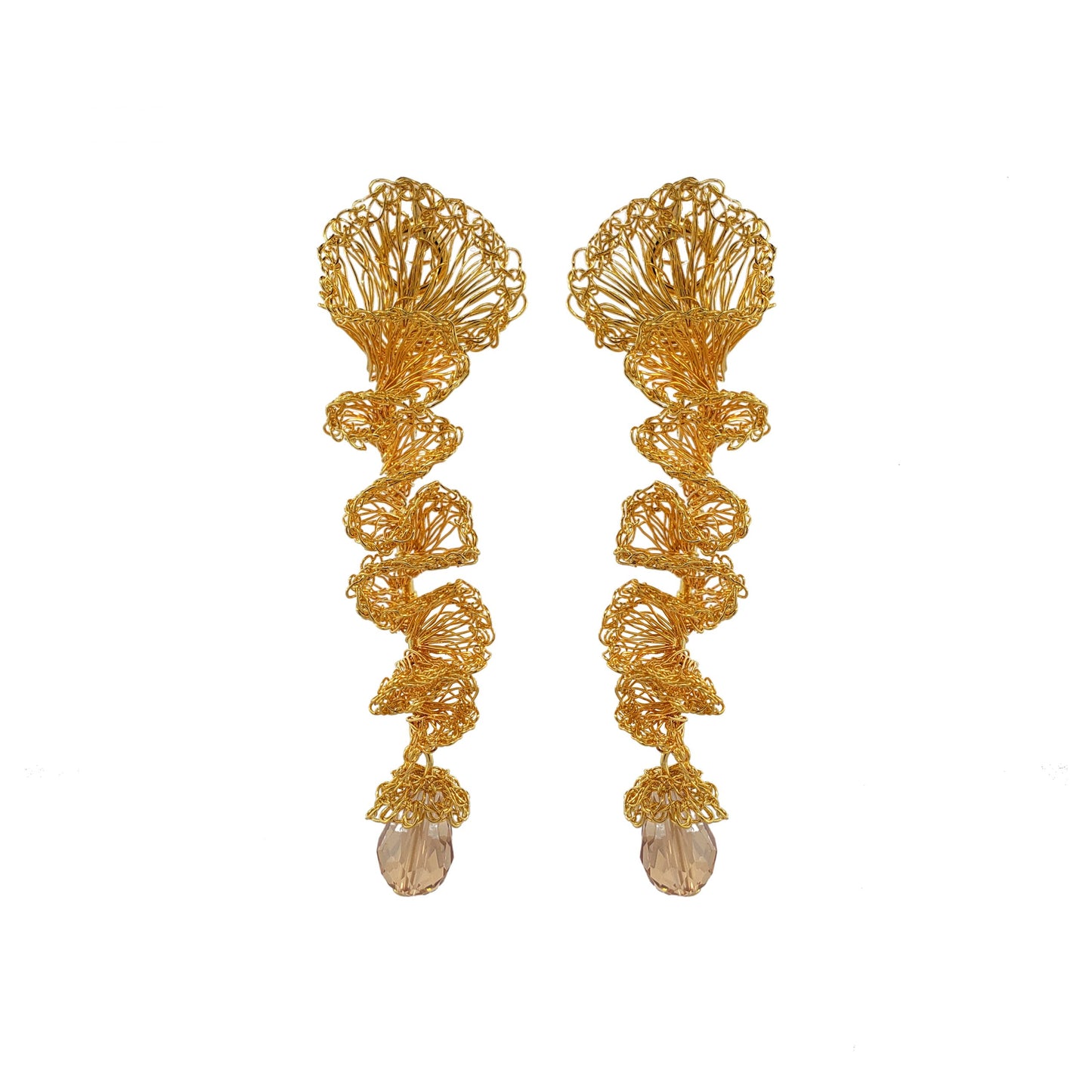 Brinco de Crochê Jabot Geométrico Dourado