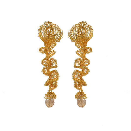 Brinco de Crochê Jabot Geométrico Dourado