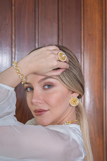 Bracelete de Crochê Entrelaçados Pérola