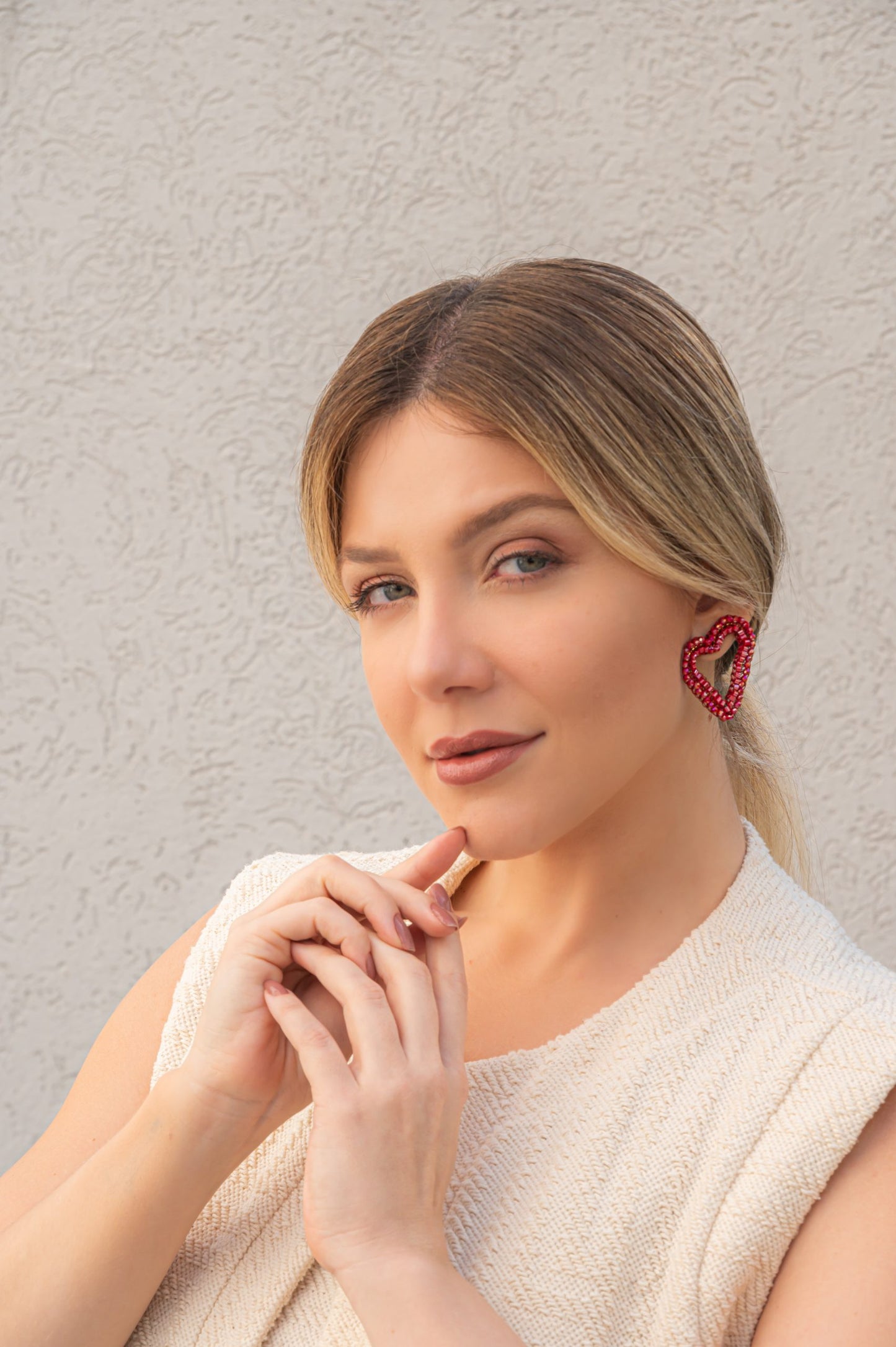 Brinco de Crochê Amor Itálico Vermelho Entrelaçados