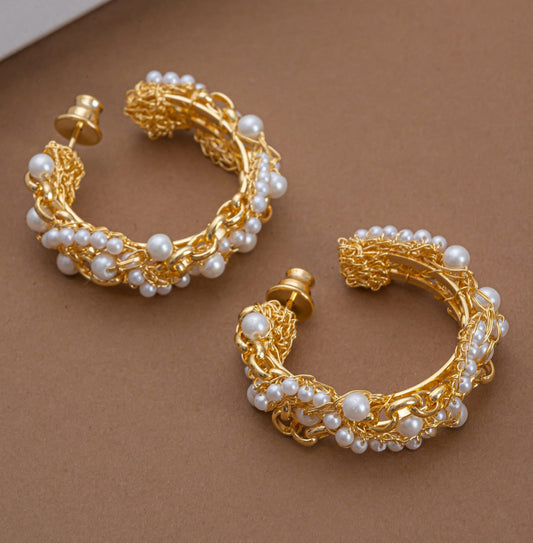 Brinco de Crochê Argola Correntes do Amor Entrelaçados Pérola