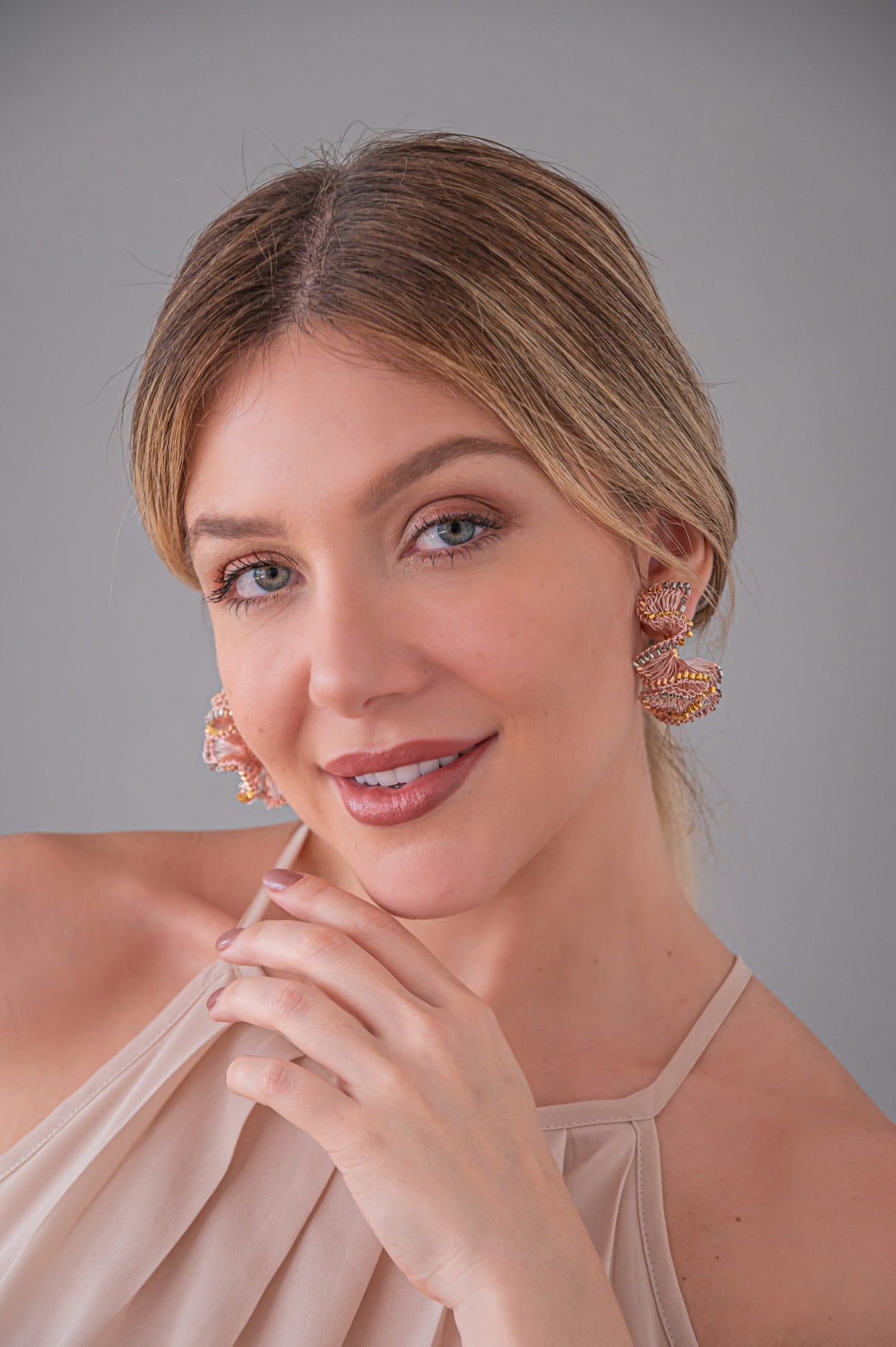 Brinco de Crochê Argola Jabot Entrelaçados Trio Gold