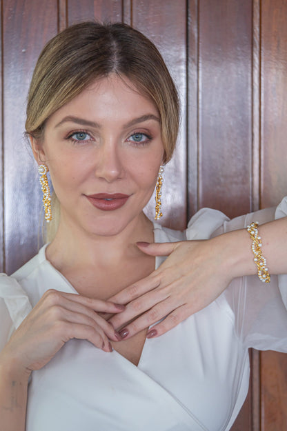 Bracelete de Crochê Entrelaçados Pérola