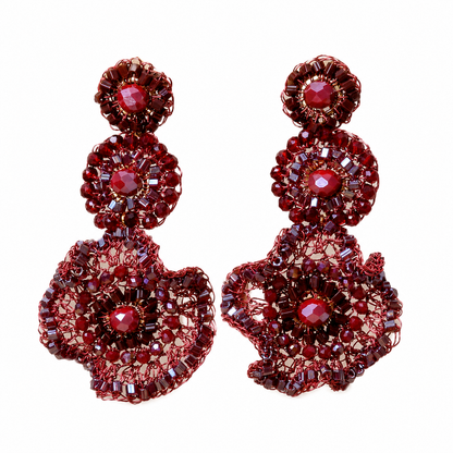 Brinco de Crochê Crest Flower Trio Infinite Love - Burgundy