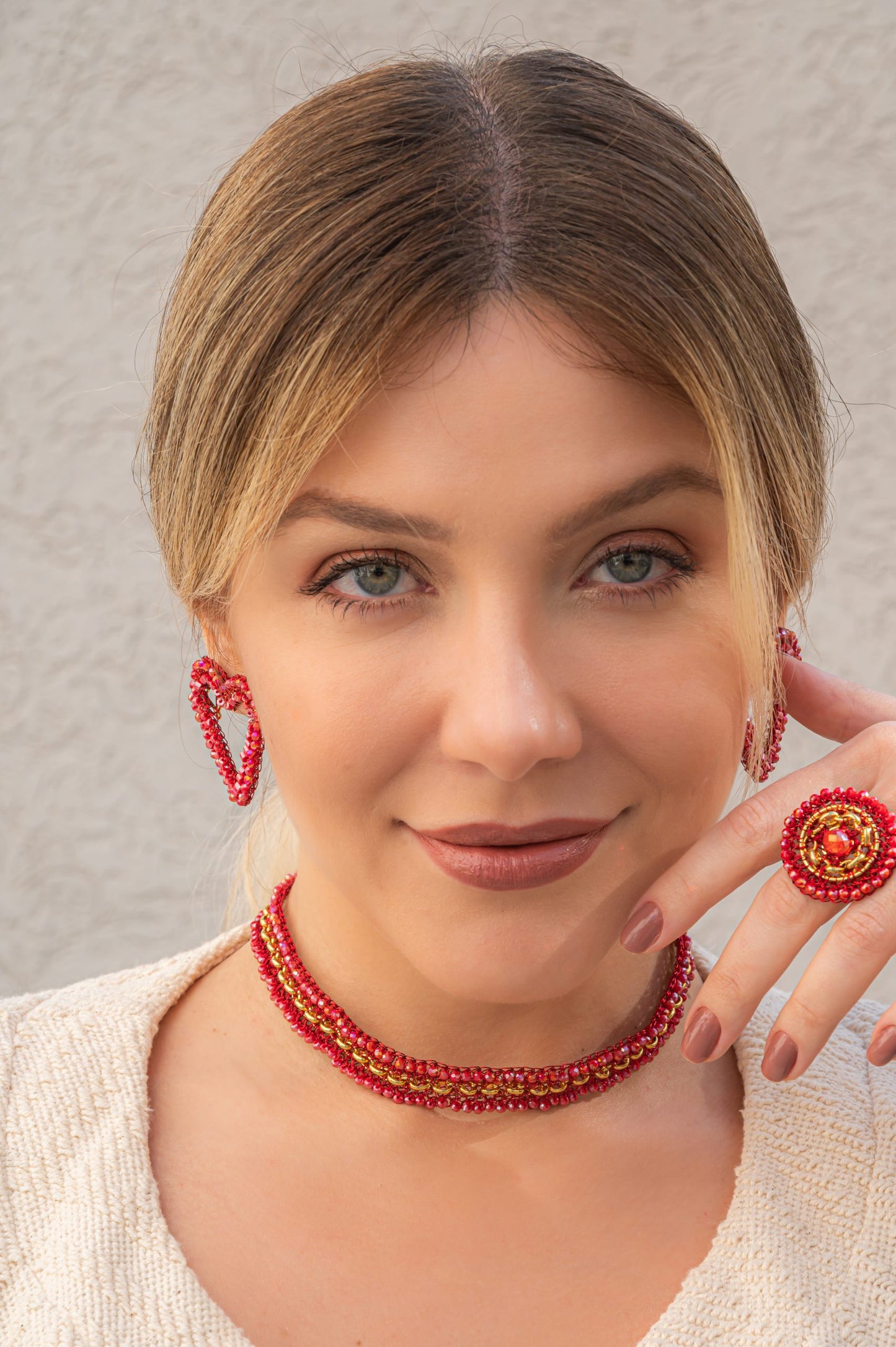 Colar de Crochê Correntes do Amor Entrelaçados Vermelho