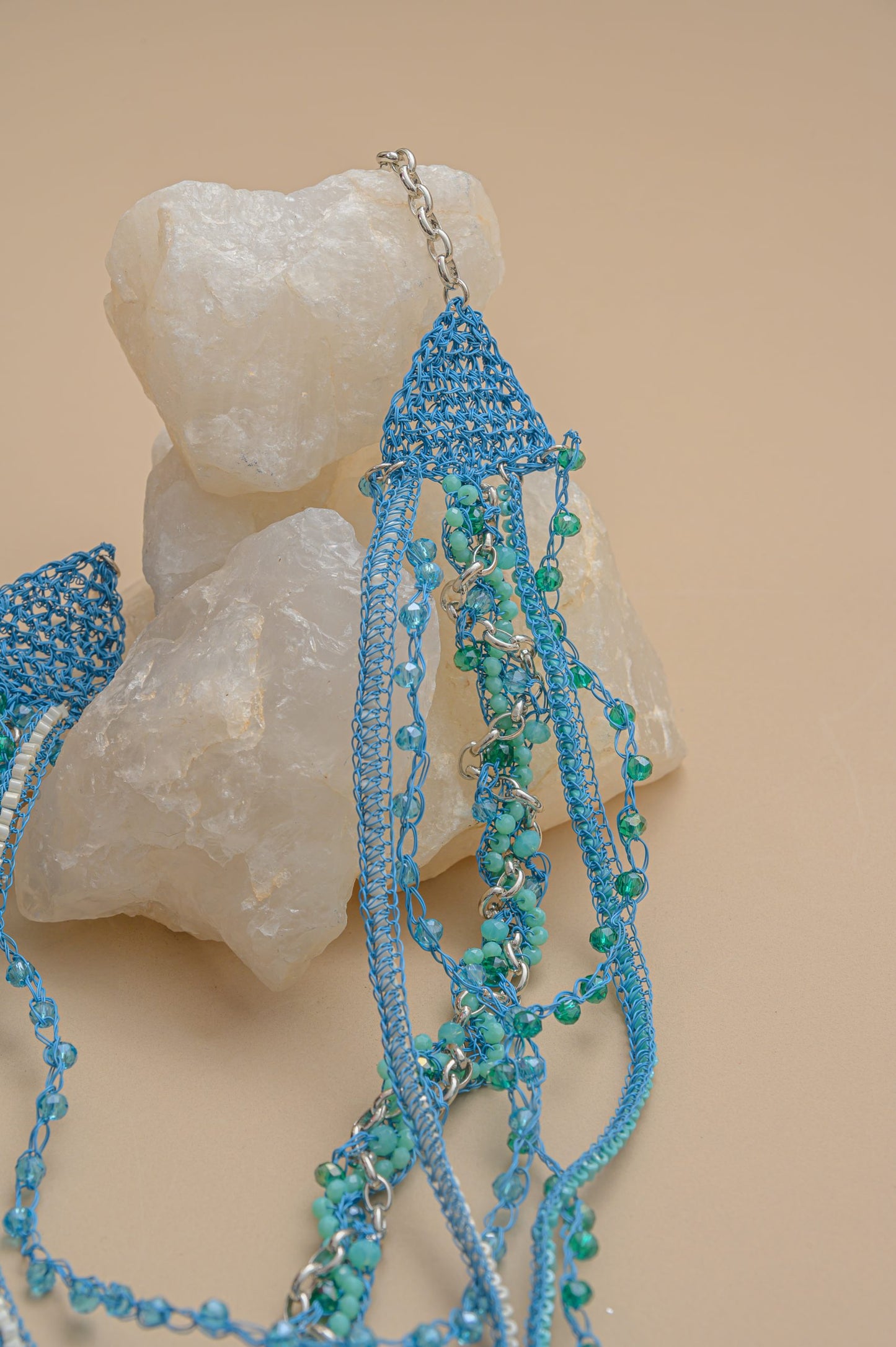 Colar de Crochê Waves Ocean Dreams Azul