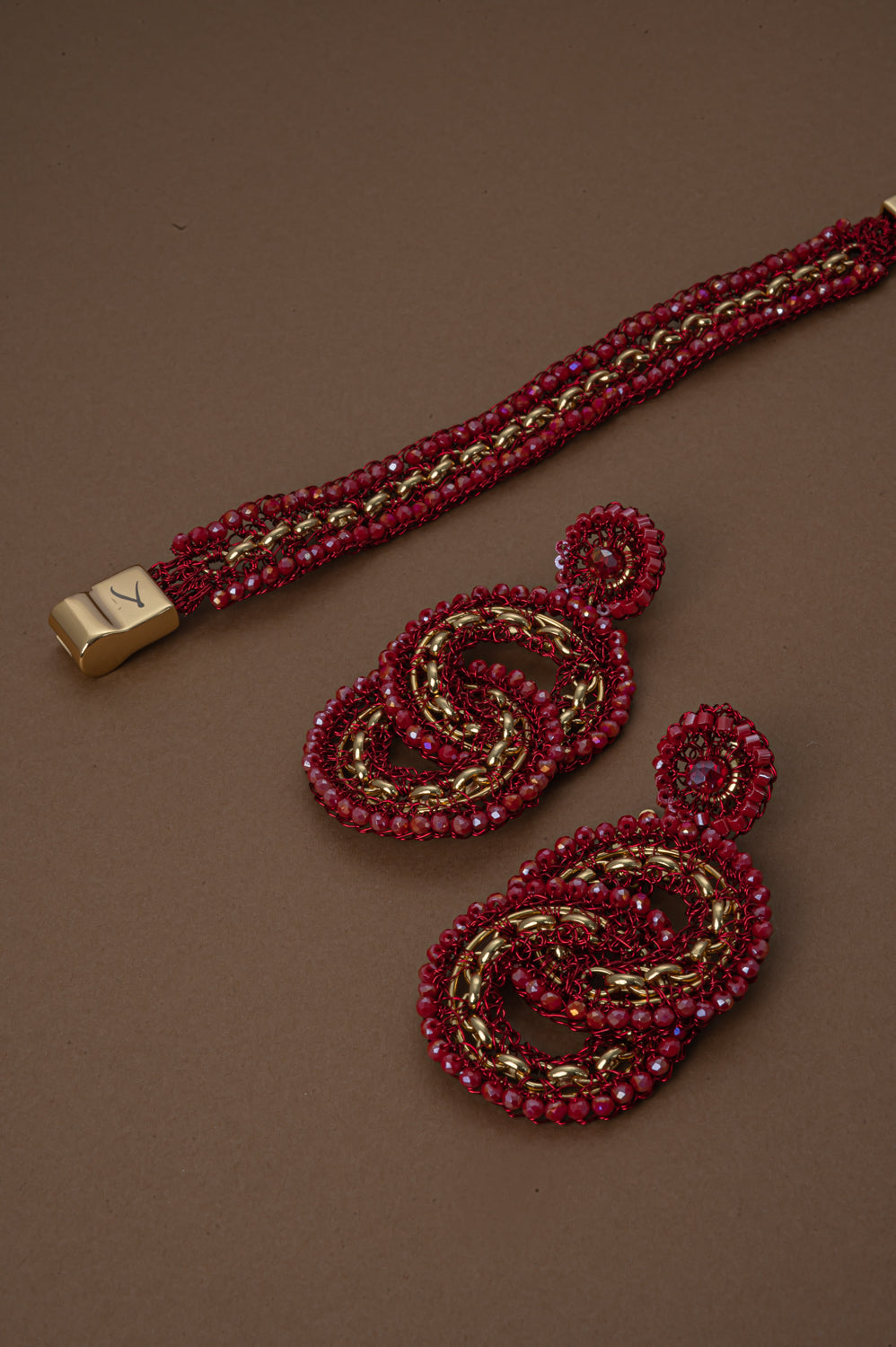 Pulseira de Crochê Correntes do Amor Entrelaçados Vermelho