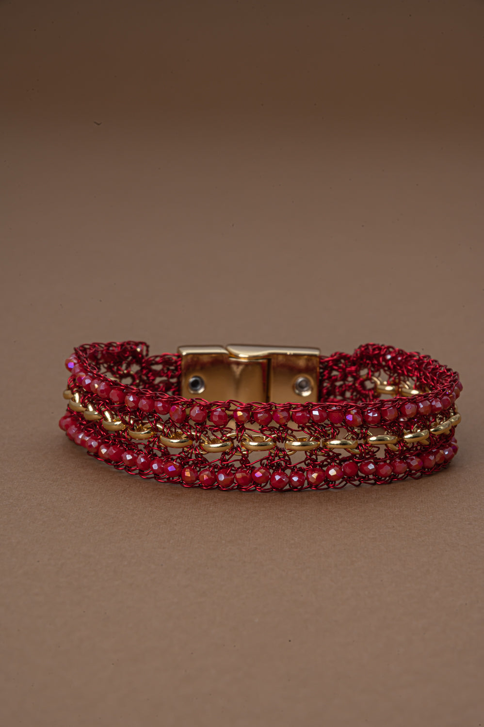 Pulseira de Crochê Correntes do Amor Entrelaçados Vermelho