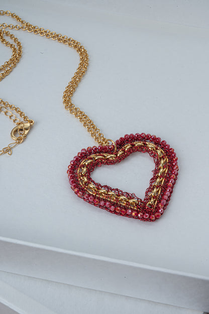 Colar de Crochê Coração Correntes do Amor Entrelaçados Vermelho