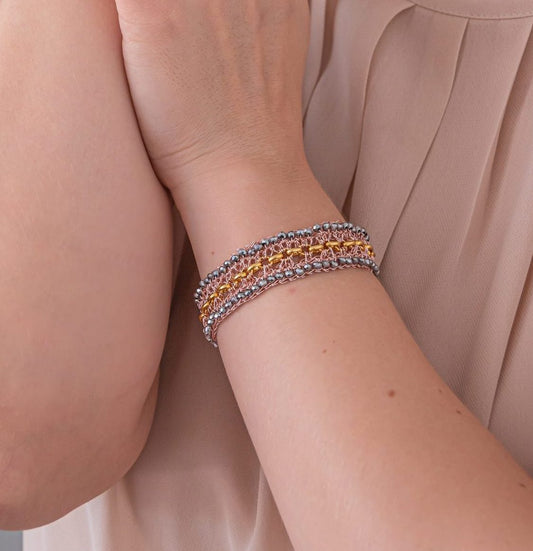 Pulseira de Crochê Correntes do Amor Entrelaçados Trio Gold