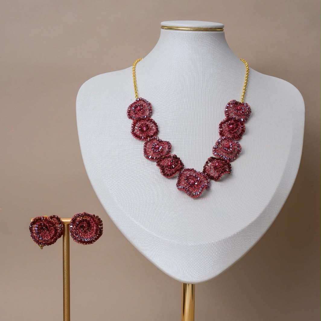 Brinco de Crochê Rosette Infinite Love - Burgundy