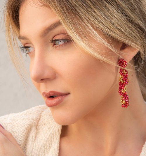 Brinco de Crochê Haste Entrelaçados Vermelho
